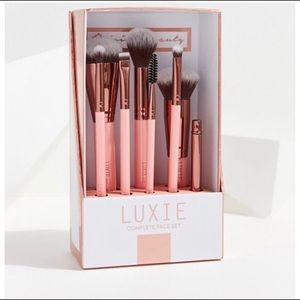 Luxie Complete Face Set